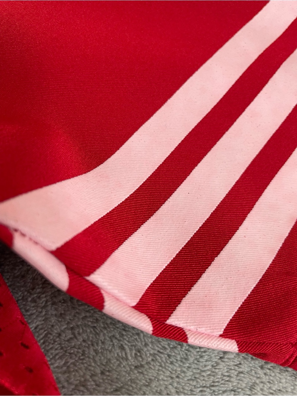 San Francisco 49ers Kaepernick #7 Jersey Men’s 44
Size: 44 (Large)
Pit to pit a - Picture 4 of 16